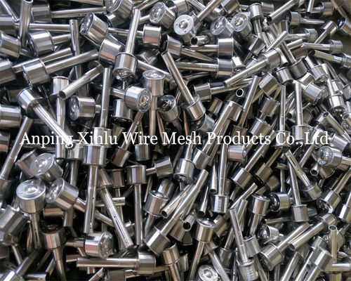 2 тонны длинной шеи SS316L Johnson Wire Wrapped Screen Nozzle с натяжкой NPT